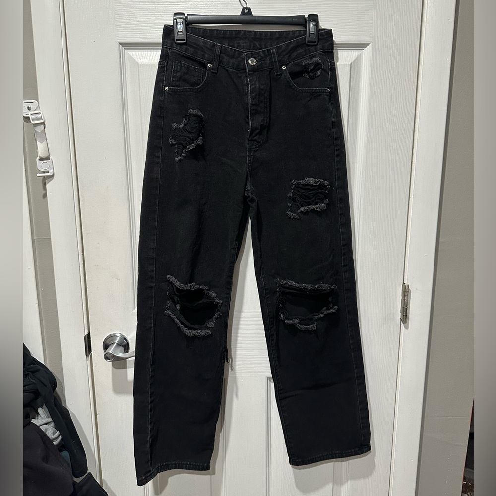 SHEIN Black Distressed Straight Leg Jeans